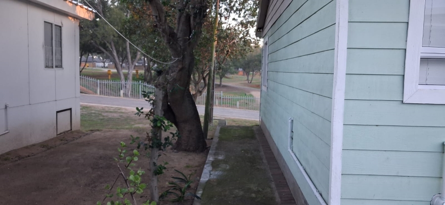 3 Bedroom Property for Sale in Hartenbos Central Western Cape